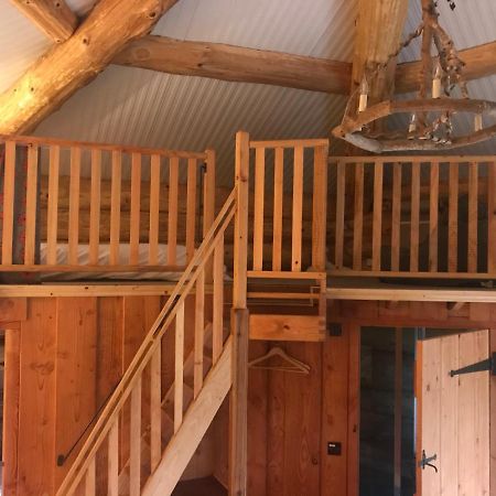 Villa Coed Y Marchog Woodland Retreat Hereford Esterno foto
