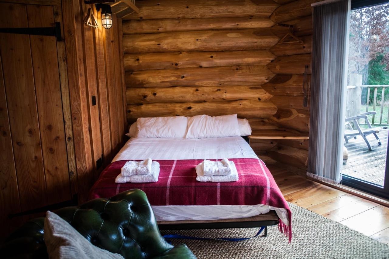 Villa Coed Y Marchog Woodland Retreat Hereford Esterno foto