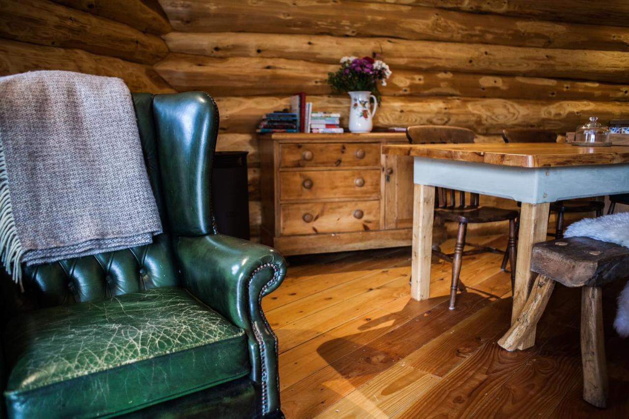 Villa Coed Y Marchog Woodland Retreat Hereford Esterno foto